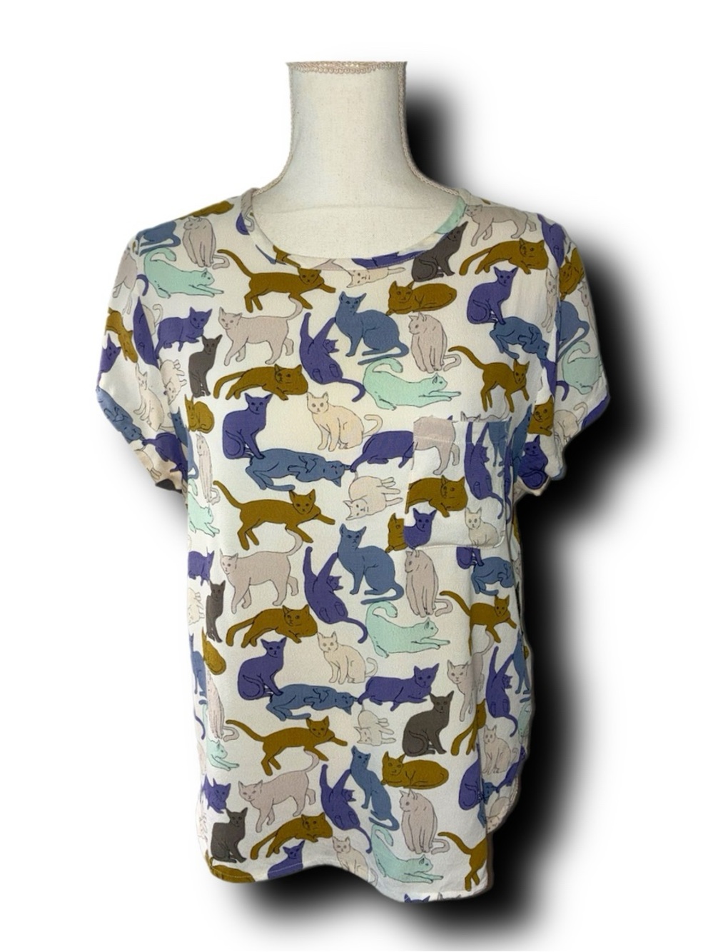 H&M Short Sleeve Cat Print Top w Pocket Kitschy Retro Vintage Vibes